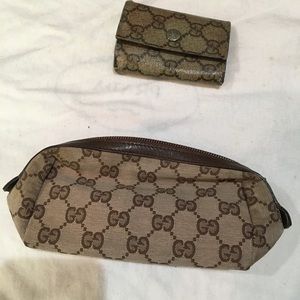 Gucci Brown Beige GG monogram zip cosmetic bag and key ring set
